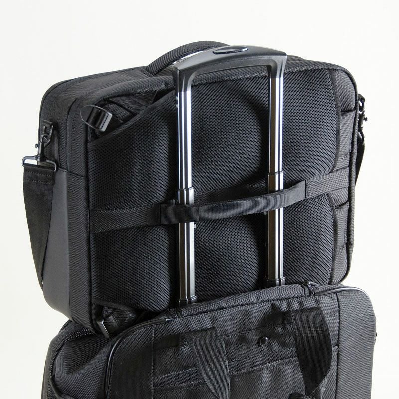 新品 リュック PC／PURO MATRIX 完売品 ビジネス 就職 学生 赤 新品 リュック PC／PURO MATRIX 完売品 ビジネス 就職 学生 赤の通販は
