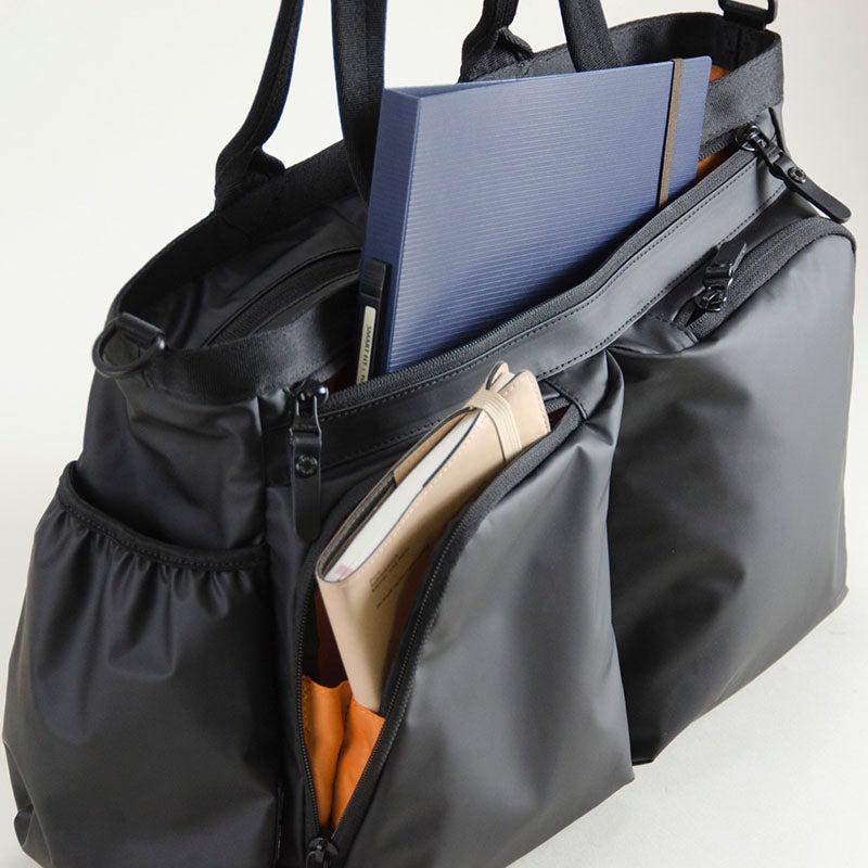 ネオプロ・コミュートライトのマルチトート　型番2-350　NEOPRO COMMUTE LIGHT