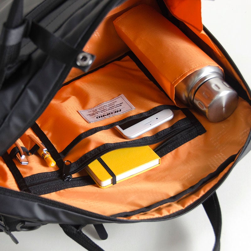 ネオプロ・コミュートライトの2ポケット ブリーフバック　型番2-354　NEOPRO COMMUTE LIGHT