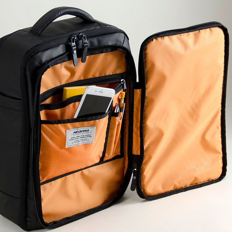 ネオプロ・コミュートライトのスクエアバックパック　型番2-356　NEOPRO COMMUTE LIGHT