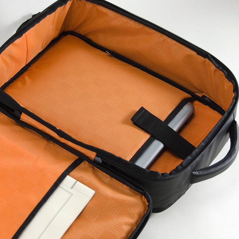 ネオプロ・コミュートライトのスクエアバックパック　型番2-356　NEOPRO COMMUTE LIGHT