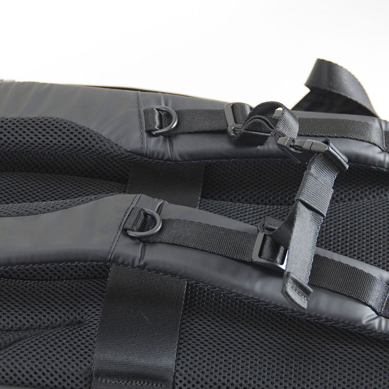 ネオプロ・コミュートライトのスクエアバックパック　型番2-356　NEOPRO COMMUTE LIGHT