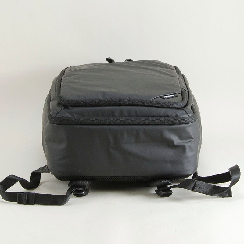 ネオプロ・コミュートライトのスクエアバックパック　型番2-356　NEOPRO COMMUTE LIGHT